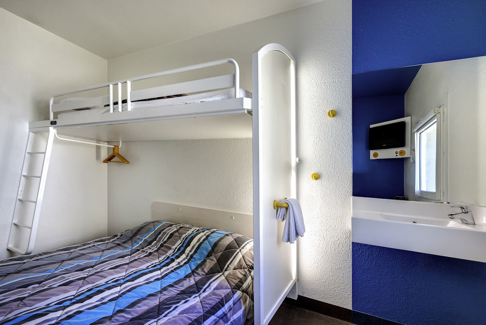 Hotelf1 Chanas A7 Ngoại thất bức ảnh
